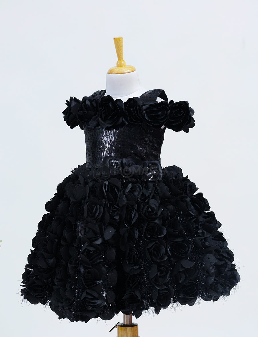 An Elegant Black Glitter Frock