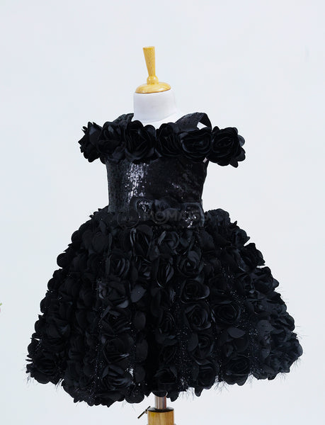 An Elegant Black Glitter Frock - Hover Image