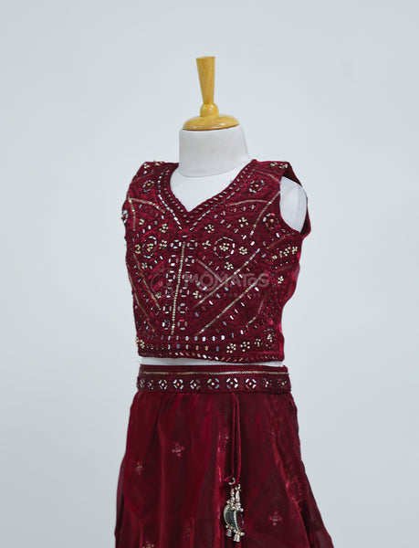 Graceful Maroon Kids Choli Set - Hover Image